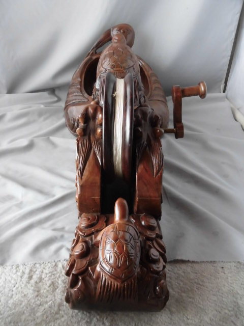 墨壺(すみつぼ) 大型 一刀彫(龍・鶴・亀・鯉 彫刻彫り 墨壺(すみつぼ) 大型 一刀彫(龍・鶴・亀・鯉 彫刻彫り