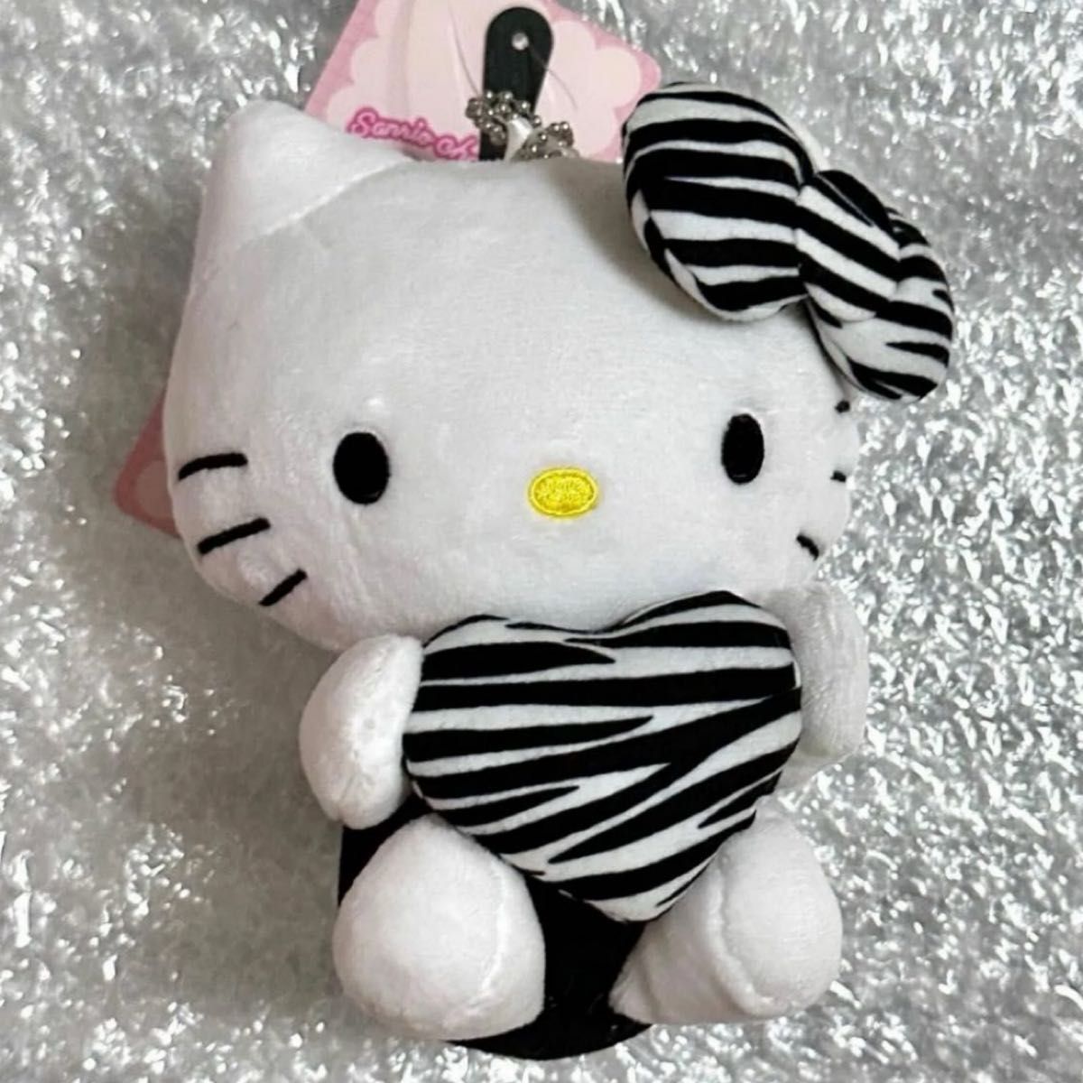 サンリオ ぬいぐるみ マスコット ハローキティ HELLO KITTY 黒 サンリオ ぬいぐるみ マスコット ハローキティ HELLO KITTY 黒