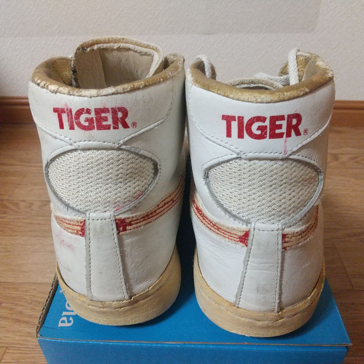 廃盤 アシックス ジャパン L 27 0 27 バッシュ バスケ asics 廃盤 アシックス ジャパン L 27 0 27 バッシュ バスケ asics