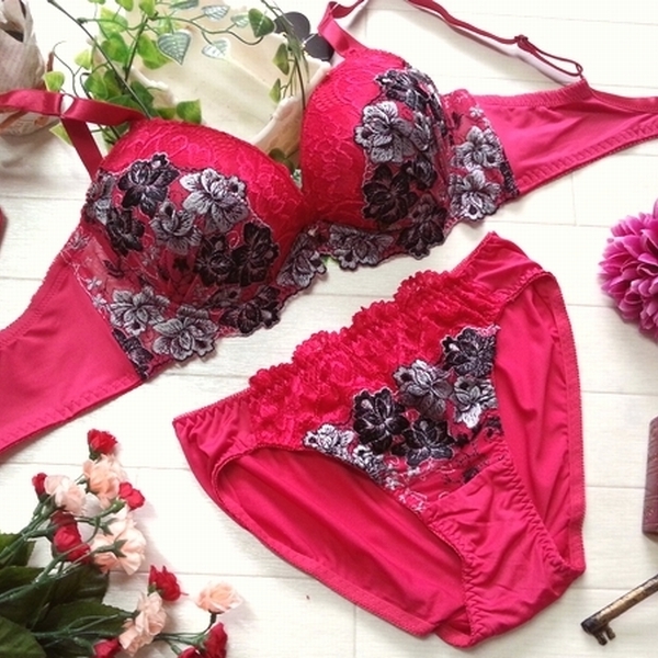 E75L* thick mold cup W pad floral print embroidery peak bla. interval make-up bla& shorts red group F470