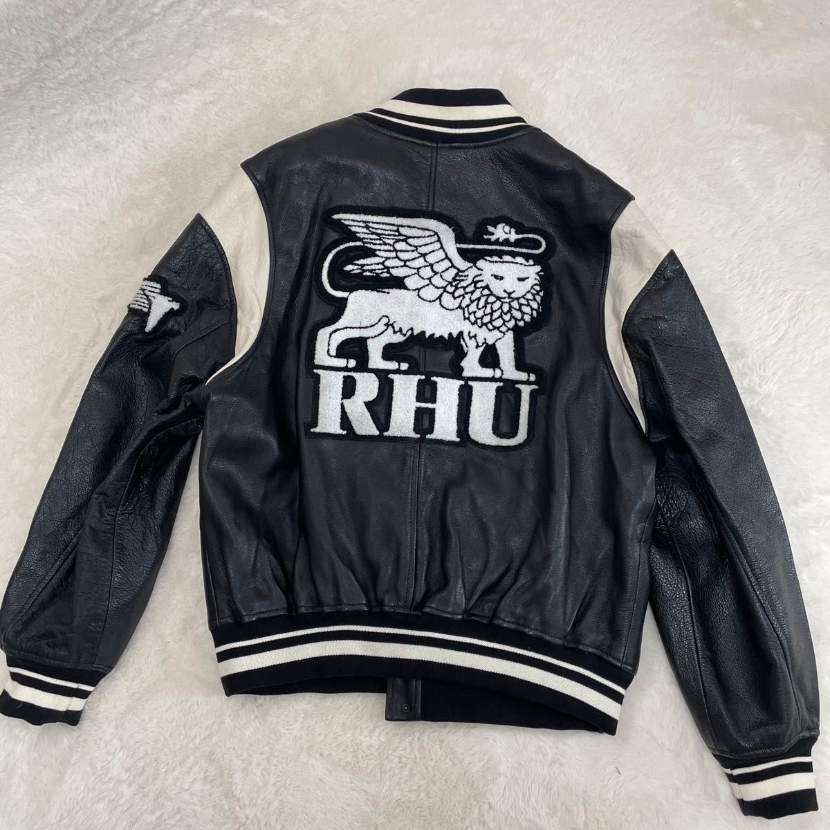 タグ付きZARA×RHUIGI ザラ×ルイージ レザー 本革 スタジャン タグ付きZARA×RHUIGI ザラ×ルイージ レザー 本革 スタジャン