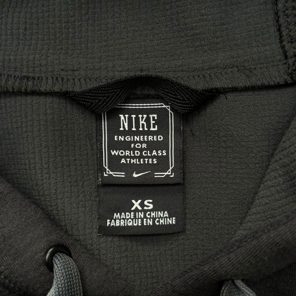 NIKE snowboarding ナイキ スノーボード パーカー ウェア NIKE snowboarding ナイキ スノーボード パーカー ウェア