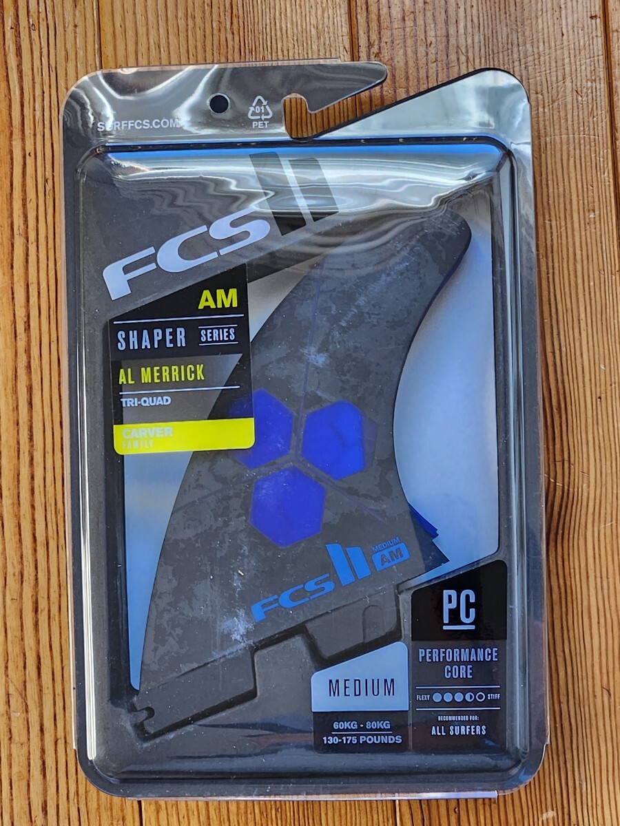 <新品・即決・送料込み> FCSⅡ AM アルメリック 5フィン(青) M 新品・即決・送料込み> FCSⅡ AM アルメリック 5フィン(青) M