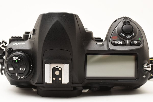 Yahoo!オークション - 超美品 動作確認済 NIKON ニコン D200 Yahoo!オークション - 超美品 動作確認済 NIKON ニコン D200