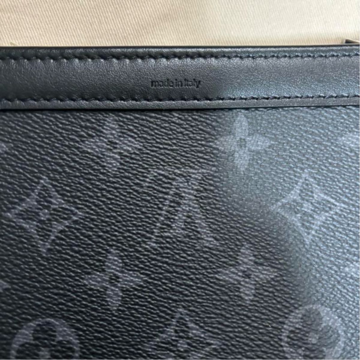 LOUIS VUITTON ガストン ウェアラブル ウォレット ショルダー LOUIS VUITTON ガストン ウェアラブル ウォレット ショルダー