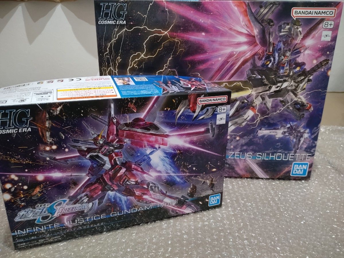 HG 1/144 デスティニーガンダムSpecII&ゼウスシルエット+HG 1 HG 1/144 デスティニーガンダムSpecII&ゼウスシルエット+HG 1