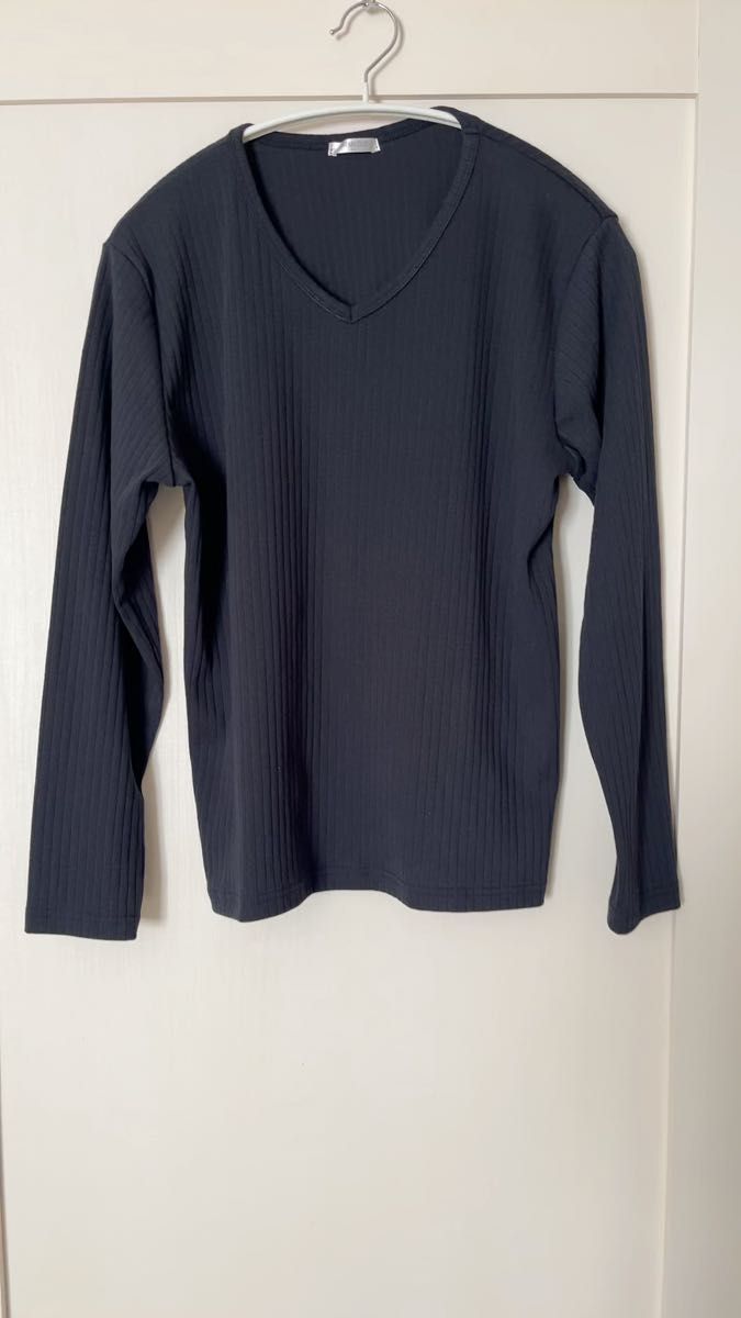 未使用 Honeys VネックTシャツ 長袖 ブラック LL