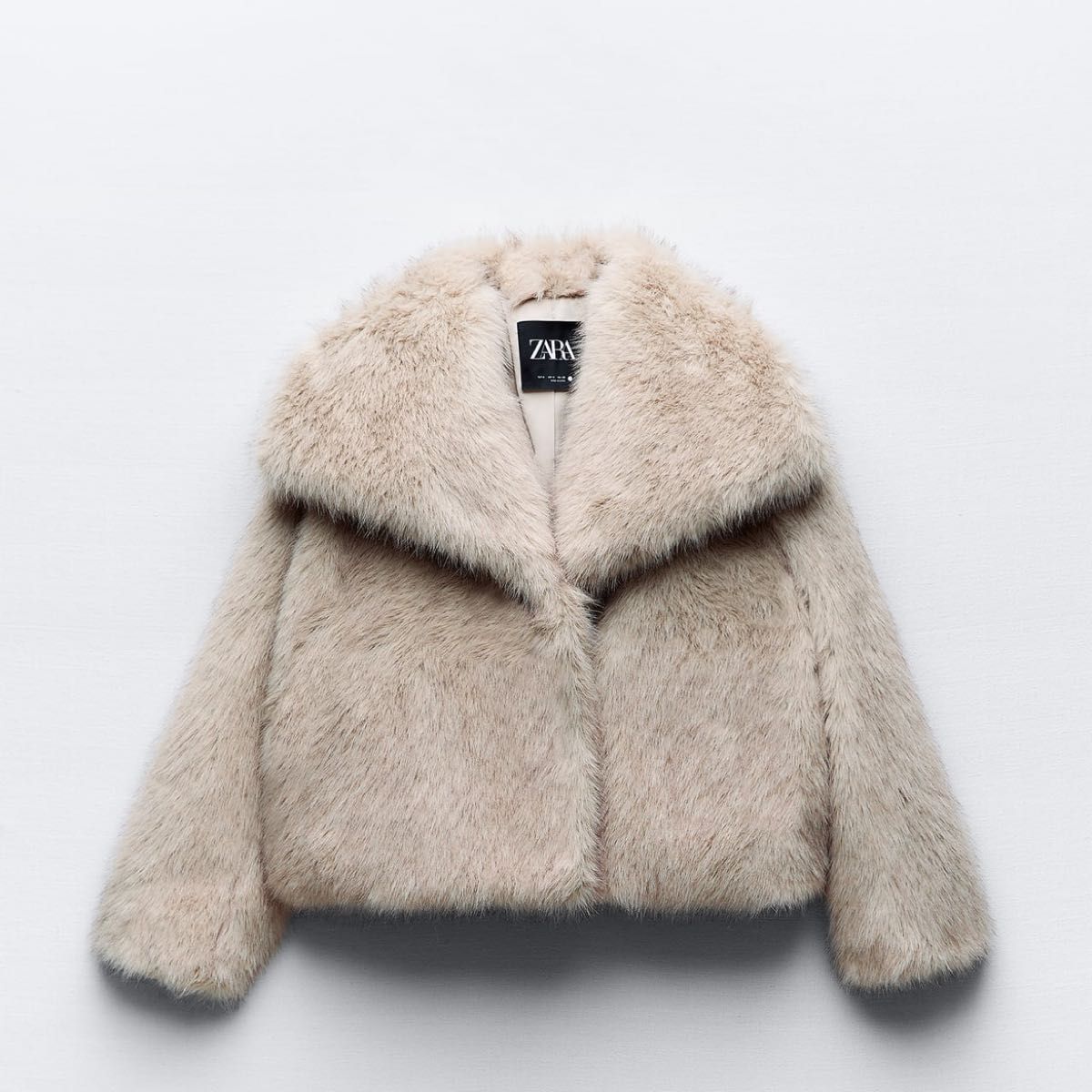 ZARA】ショート丈フェイクファージャケット S 4360/240|Yahoo ZARA】ショート丈フェイクファージャケット S 4360/240|Yahoo