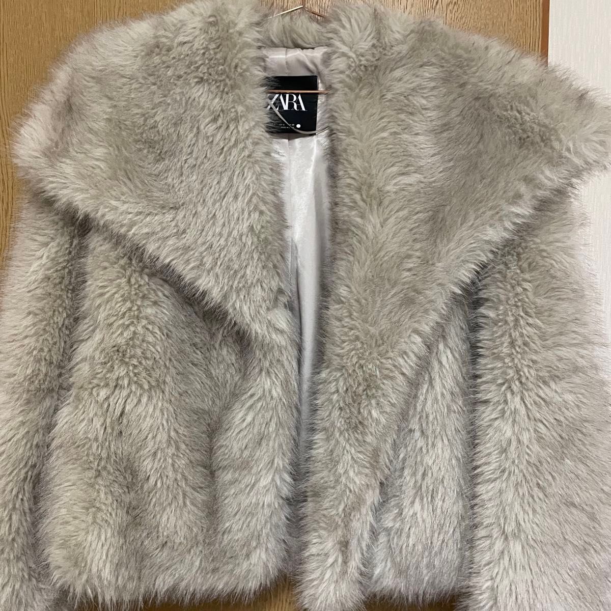 ZARA】ショート丈フェイクファージャケット S 4360/240|Yahoo ZARA】ショート丈フェイクファージャケット S 4360/240|Yahoo