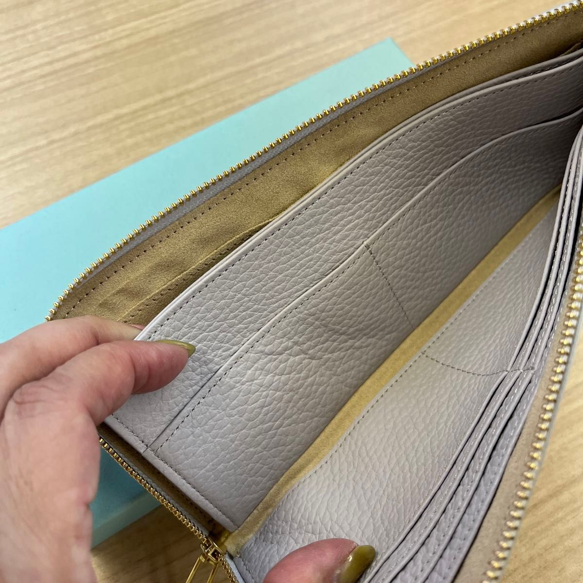 新品未使用品】Her Schedule ハースケジュール エナメル長財布 新品未使用品】Her Schedule ハースケジュール エナメル長財布