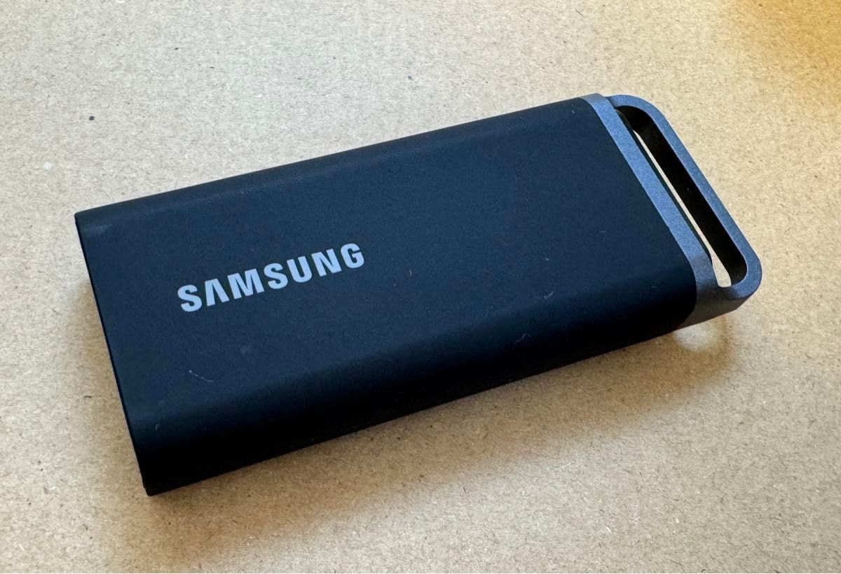 週末限定値下げ 美品Samsung T5 EVO 8TB 外付けSSD USB3 2 傷 週末限定値下げ 美品Samsung T5 EVO 8TB 外付けSSD USB3 2 傷