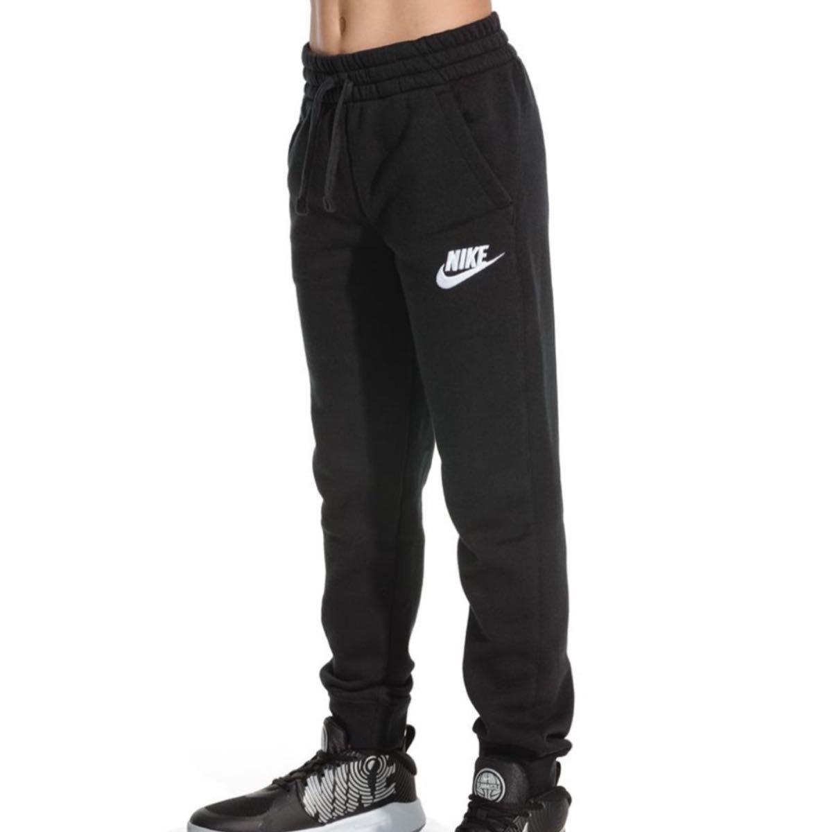 新品未使用 NIKEナイキ クラブ フリース パンツ 裏起毛 ジョガー 新品未使用 NIKEナイキ クラブ フリース パンツ 裏起毛 ジョガー