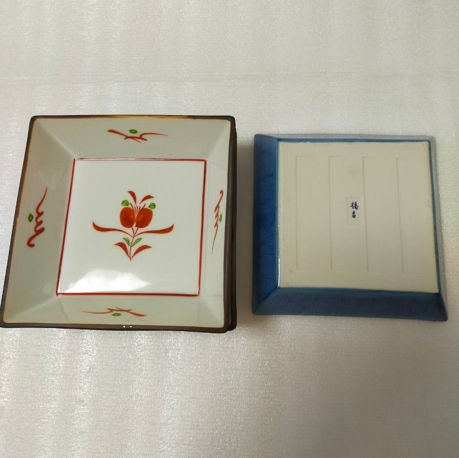 未使用品】たち吉 橘吉 5枚セット 呉須赤絵 紅花文 中鉢 角鉢 深 未使用品】たち吉 橘吉 5枚セット 呉須赤絵 紅花文 中鉢 角鉢 深