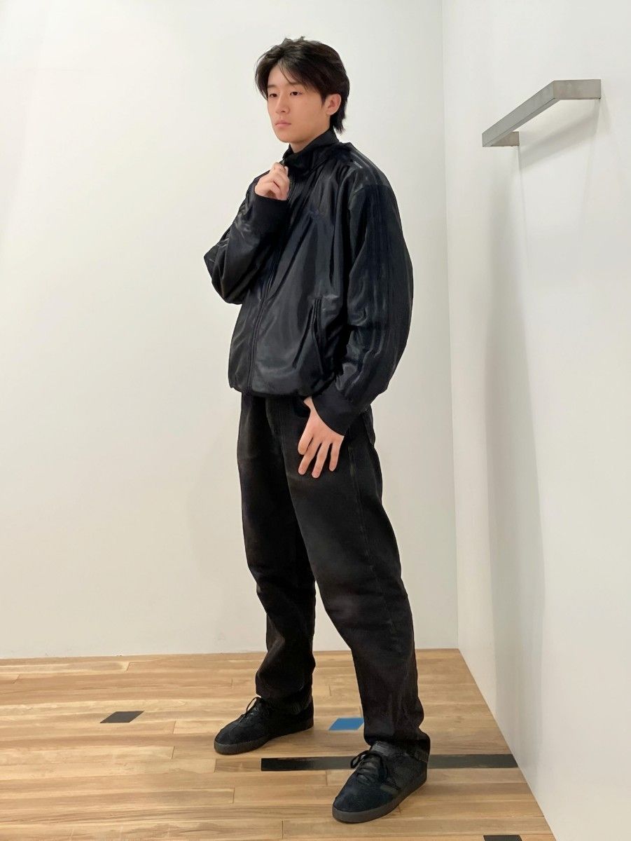 新品 adidas 黒 M オーバーサイズファイヤーバードトラック 新品 adidas 黒 M オーバーサイズファイヤーバードトラック