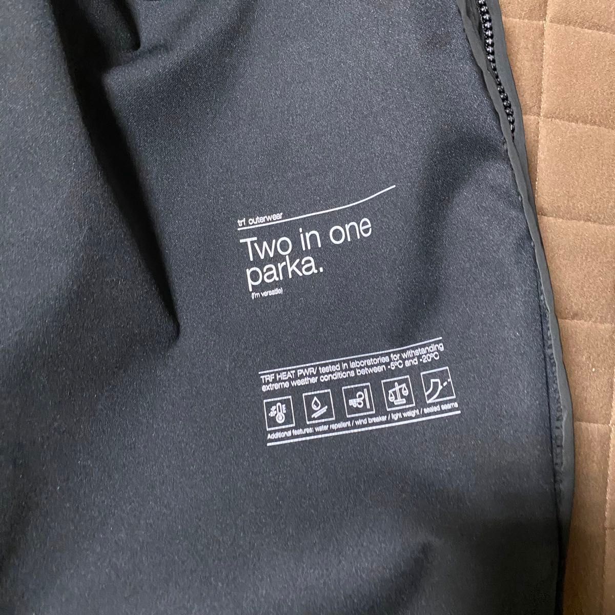 最終値下げ 美品【ZARA】2イン1ウォーターリぺレントオーバー 最終値下げ 美品【ZARA】2イン1ウォーターリぺレントオーバー