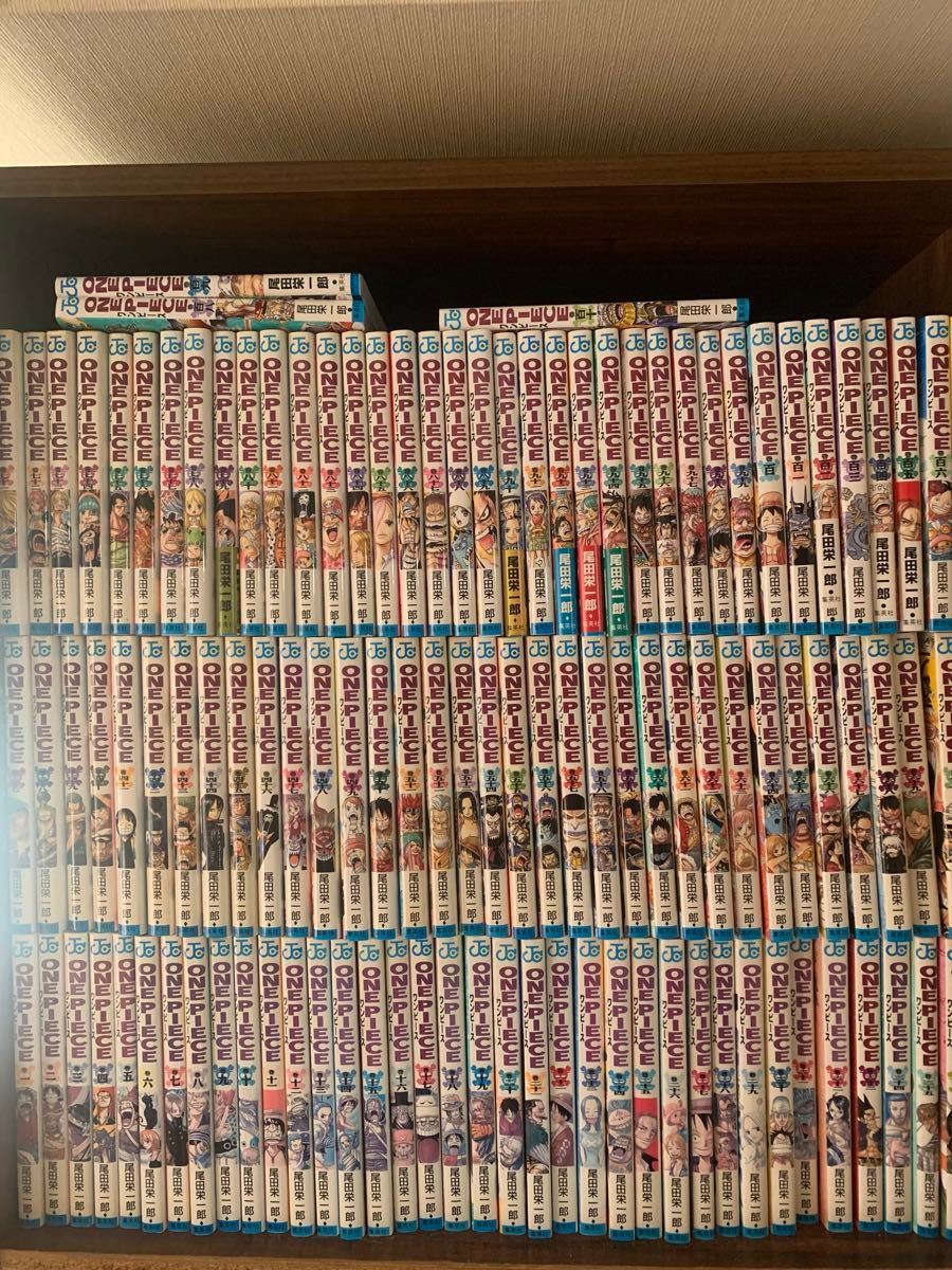 豪華114冊 ONE PIECE ワンピース 全巻セット 1〜110巻 +関連本4 豪華114冊 ONE PIECE ワンピース 全巻セット 1〜110巻 +関連本4