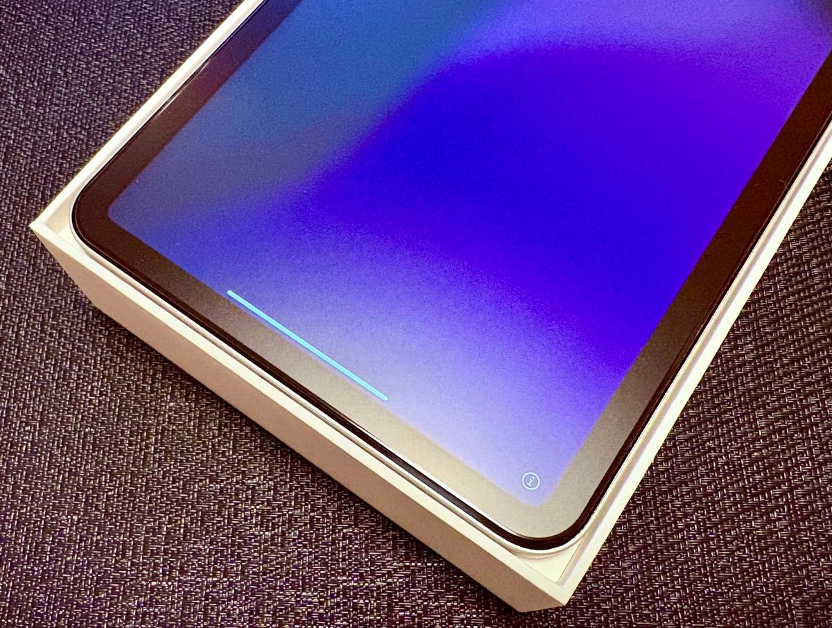 新品同様 iPad mini 7 (A17 Pro) Wi-Fi 128GB スターライト 丁寧 新品同様 iPad mini 7 (A17 Pro) Wi-Fi 128GB スターライト 丁寧