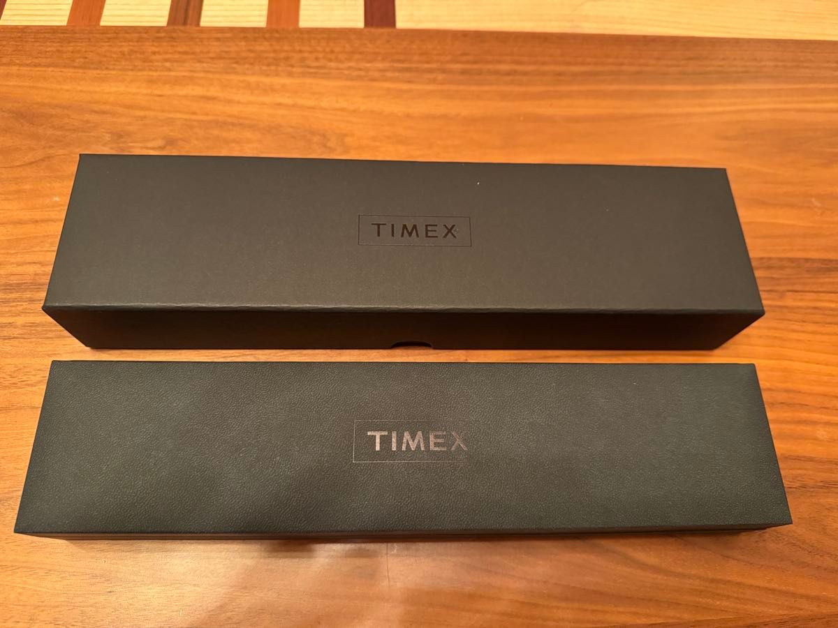 タイメックス TIMEX 新品 未使用 赤黒 ベゼル ブラック x レッド タイメックス TIMEX 新品 未使用 赤黒 ベゼル ブラック x レッド
