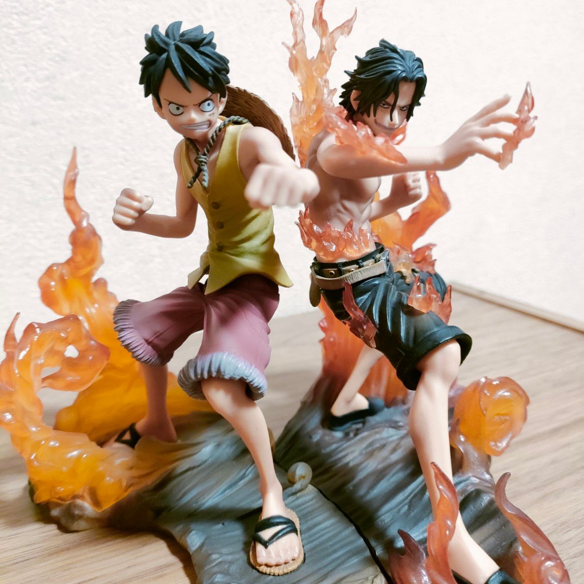 開封品】ONE PIECE DX FIGURE -BROTHERHOOD- ルフィ エース 開封品】ONE PIECE DX FIGURE -BROTHERHOOD- ルフィ エース