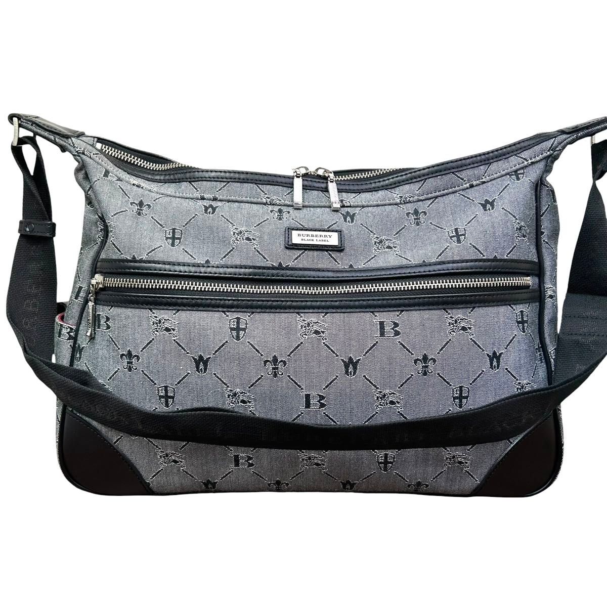 美品 BURBERRY BLACK LABEL ショルダーバッグ 総柄 希少 美品 BURBERRY BLACK LABEL ショルダーバッグ 総柄 希少