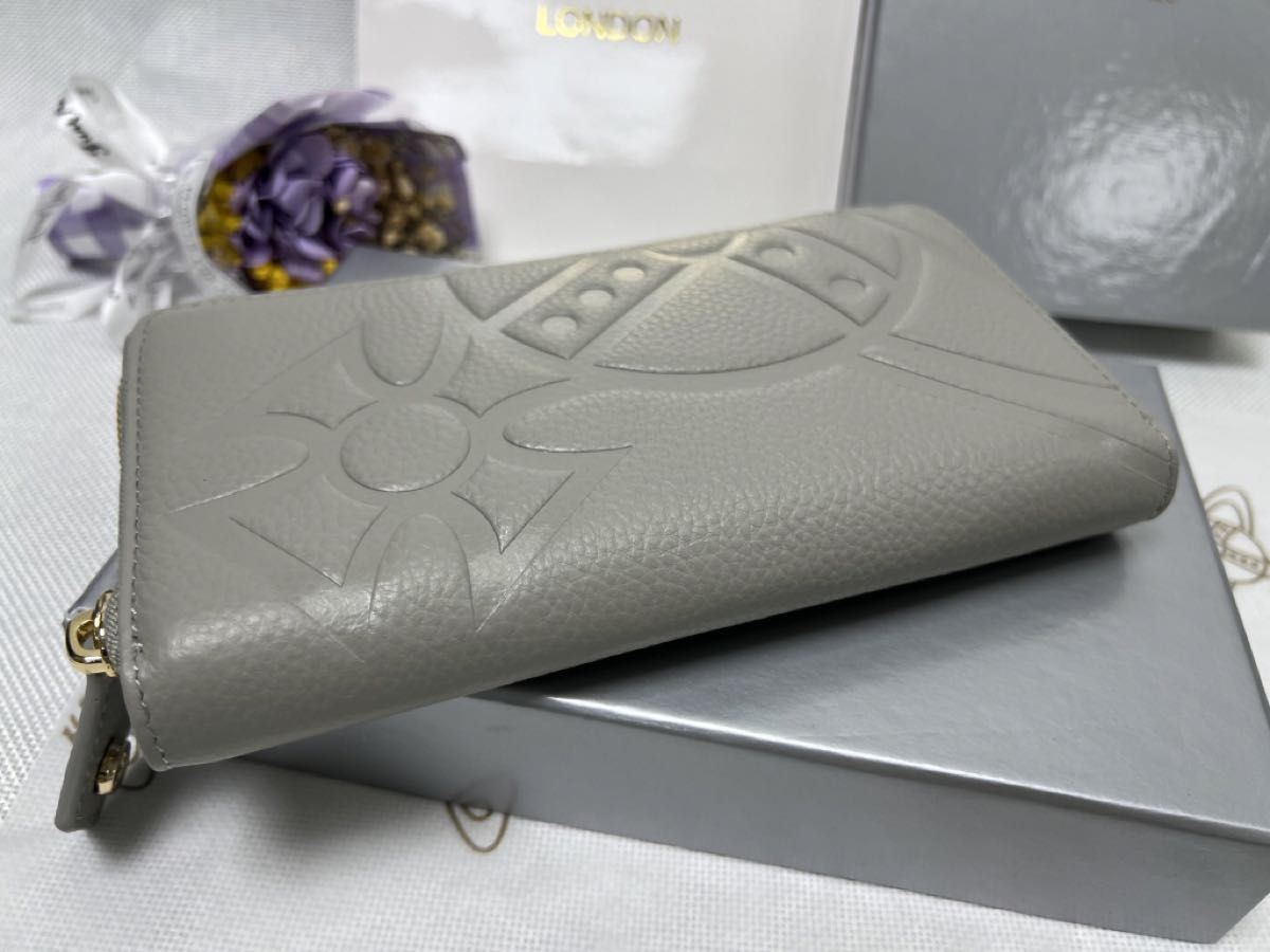 Vivienne Westwood 財布 ヴィヴィアンウエストウッド 長財布 型 Vivienne Westwood 財布 ヴィヴィアンウエストウッド 長財布 型