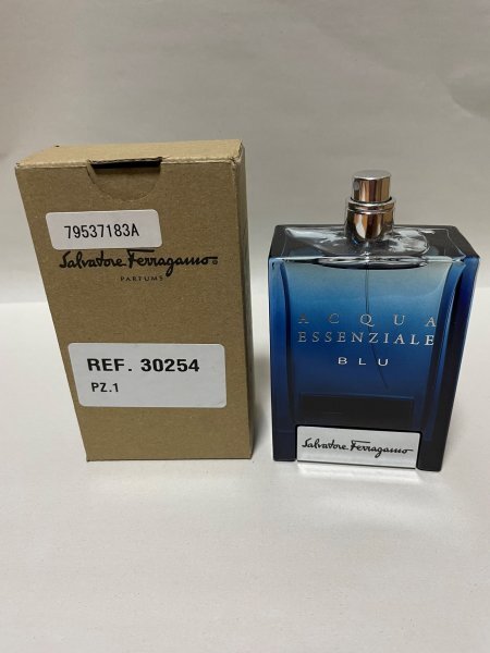 未使用品 フェラガモ アクア エッセンツィアーレブルー EDT 100ml