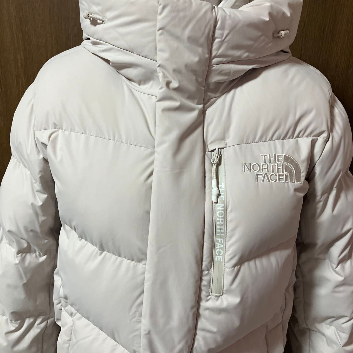 新品未使用 韓国正規品 ノースフェイス ハイブリッド ダウン 新品未使用 韓国正規品 ノースフェイス ハイブリッド ダウン