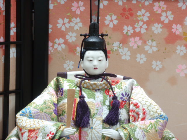 USED美品☆雛人形 9点セット☆雛飾り 日本人形 屏風 刺繍 USED美品☆雛人形 9点セット☆雛飾り 日本人形 屏風 刺繍