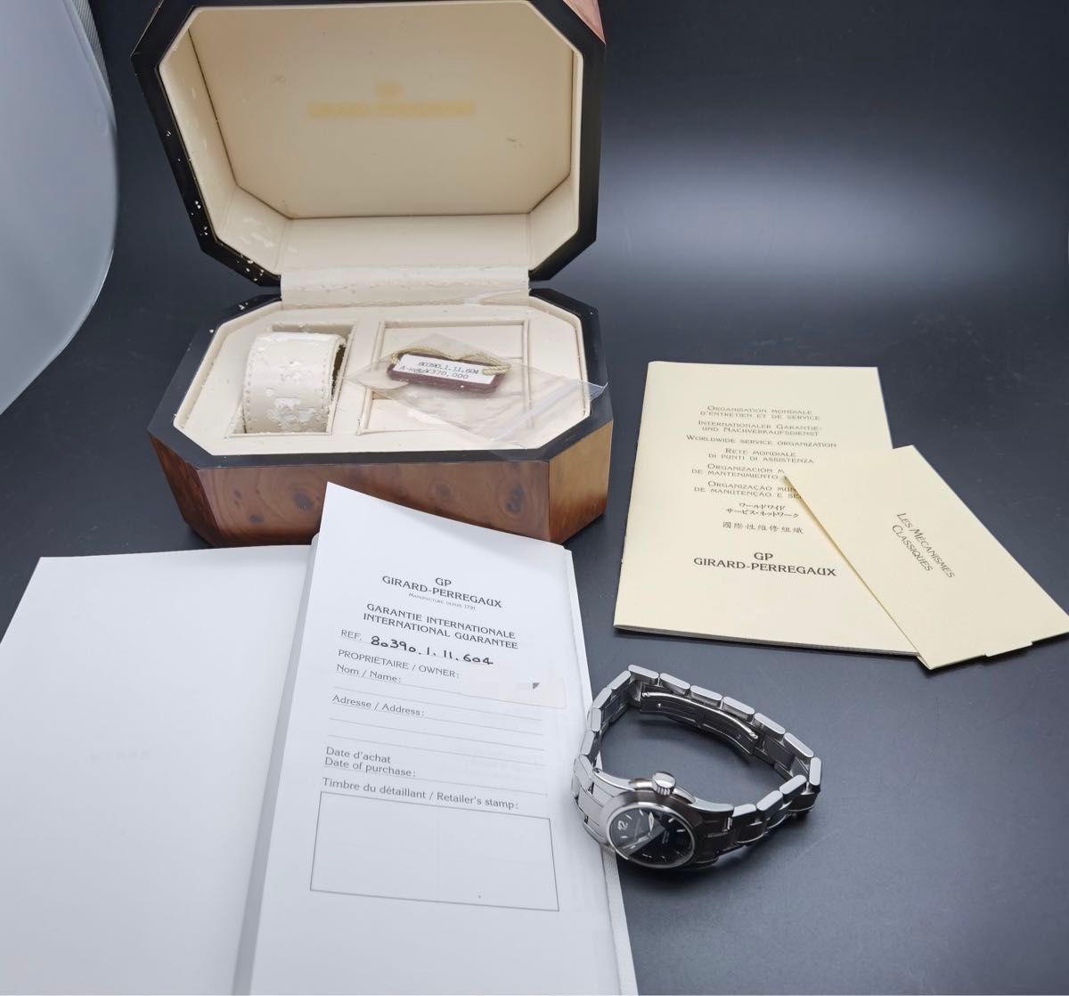 保証書あり ジラールペルゴ GIRARD- PERREGAUX フェラーリ 8039 保証書あり ジラールペルゴ GIRARD- PERREGAUX フェラーリ 8039