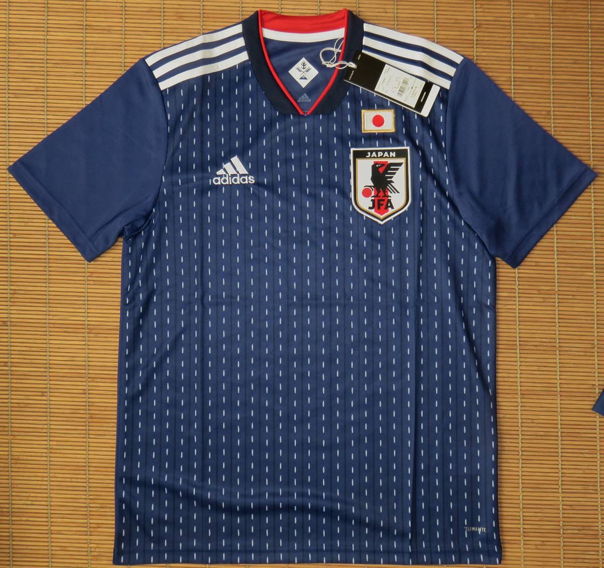 ヤフオク 正規品 18 日本代表 半袖 ホーム用 レプリカユ ヤフオク 正規品 18 日本代表 半袖 ホーム用 レプリカユ
