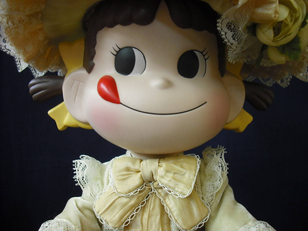 希少!不二家ペコちゃん 2005 初代ビスクドール The Peko Doll 希少!不二家ペコちゃん 2005 初代ビスクドール The Peko Doll