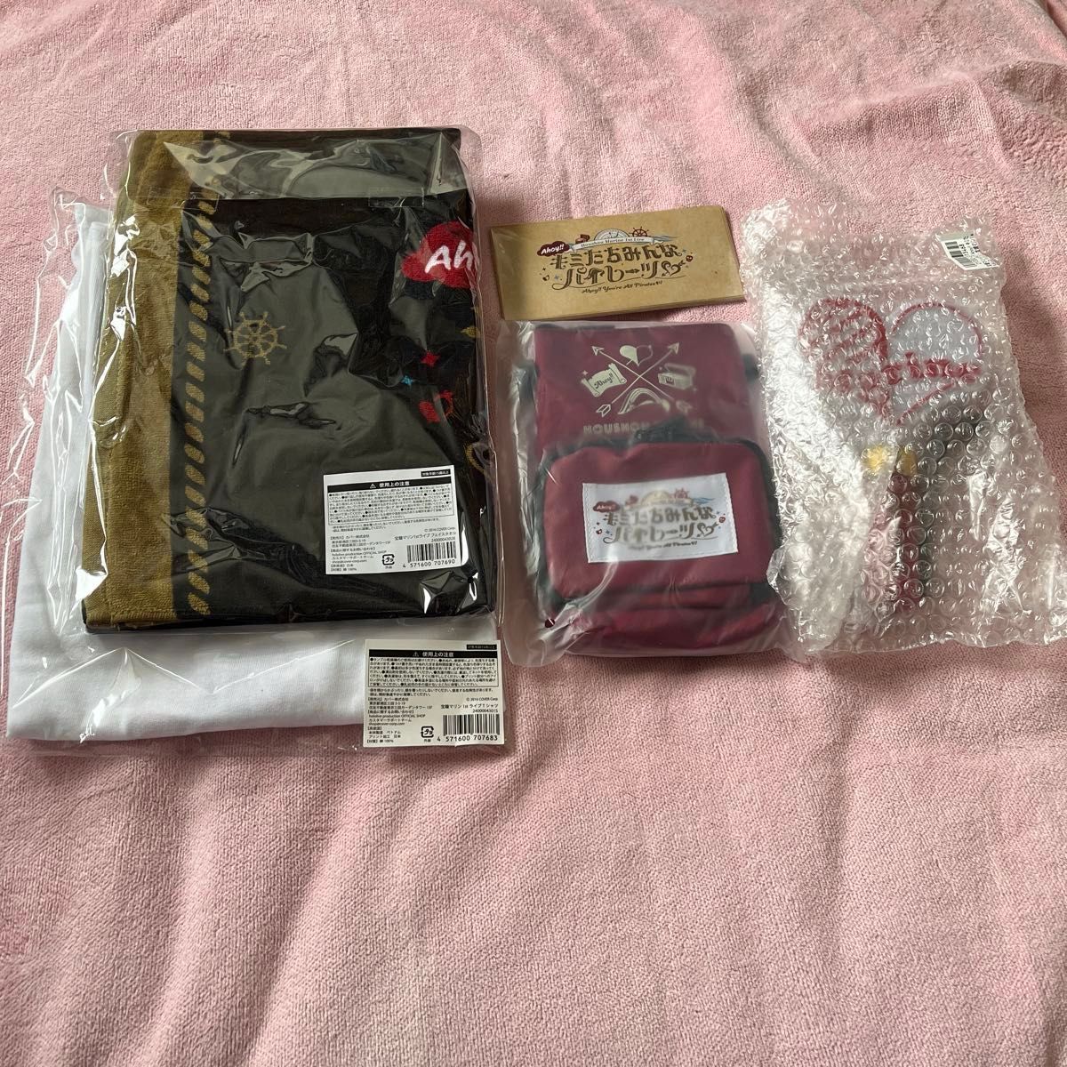 宝鐘マリン 1stライブ 応援セット チケットホルダー Tシャツ 宝鐘マリン 1stライブ 応援セット チケットホルダー Tシャツ