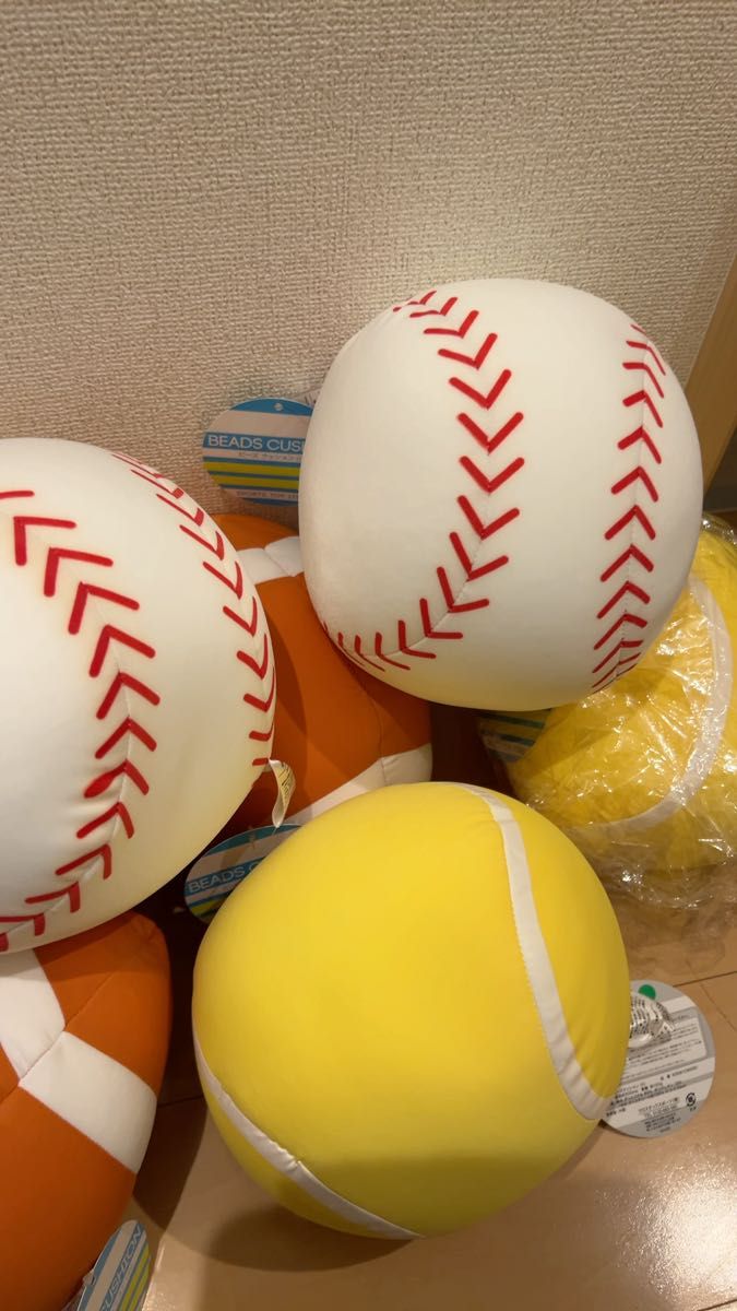 ふわふわビーズクッション 新品 未使用 9個セット売り 野球ボール ラグビーボール テニスボール