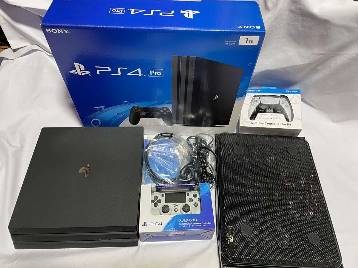 美品 SONY PlayStation 4 Pro ジェットブラック 1TB 美品 SONY PlayStation 4 Pro ジェットブラック 1TB