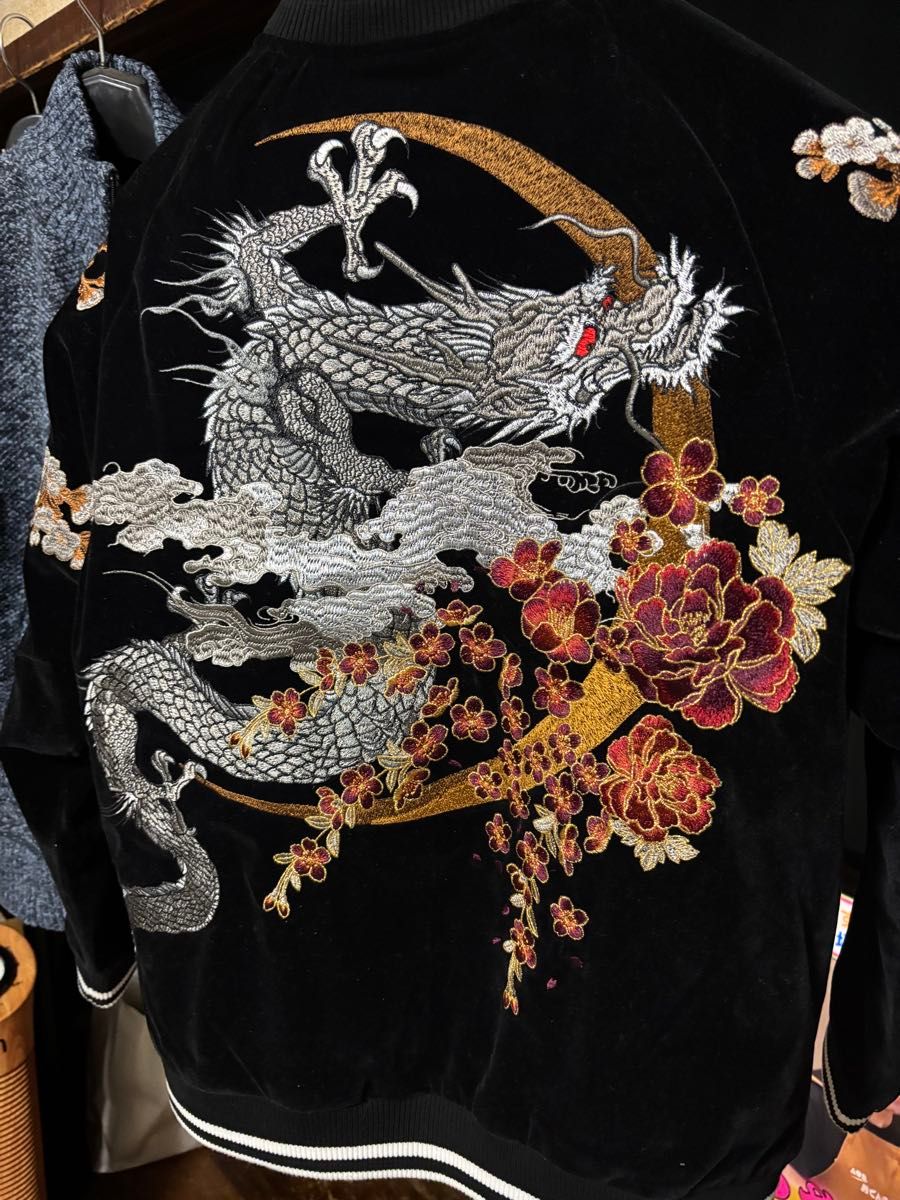 ベロア調 スカジャン 鬼デニム ONI DENIM Lサイズ 黒 龍(竜 ベロア調 スカジャン 鬼デニム ONI DENIM Lサイズ 黒 龍(竜