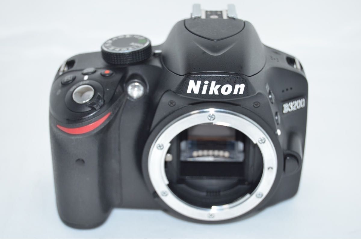 Nikon D3200☆スマホ転送OK&簡単操作の一眼レフ|デジタル一眼レフ Nikon D3200☆スマホ転送OK&簡単操作の一眼レフ|デジタル一眼レフ