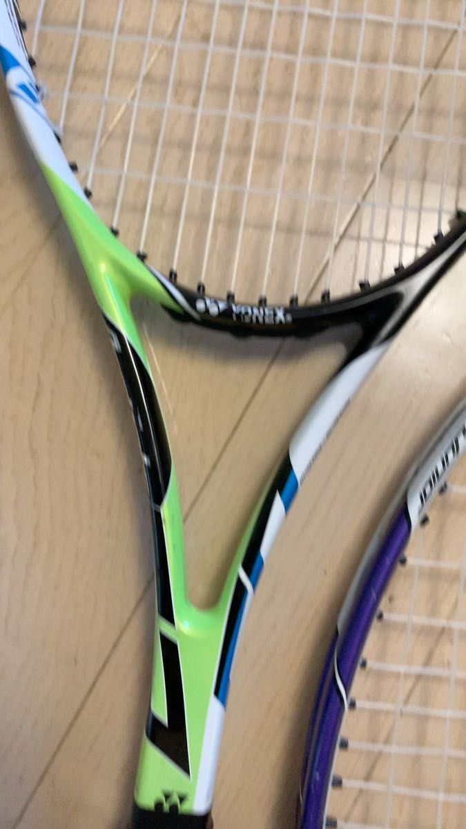 ソフトテニスラケット 4本セット　軟式テニスラケット　うち2本　キッズラケット　YONEX