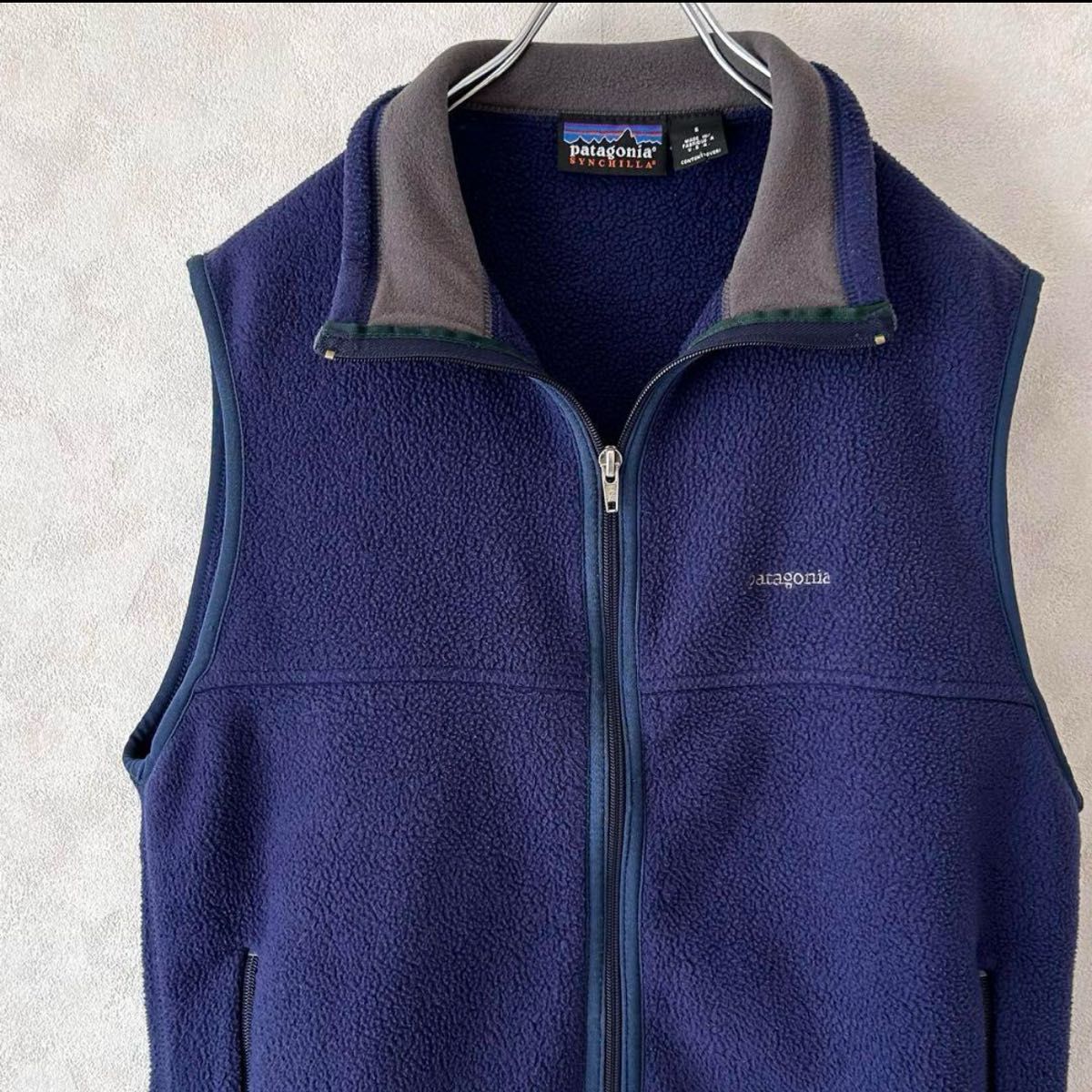 フォロー割Patagonia SYNCHILLA ベスト フリース ネイビー L フォロー割Patagonia SYNCHILLA ベスト フリース ネイビー L