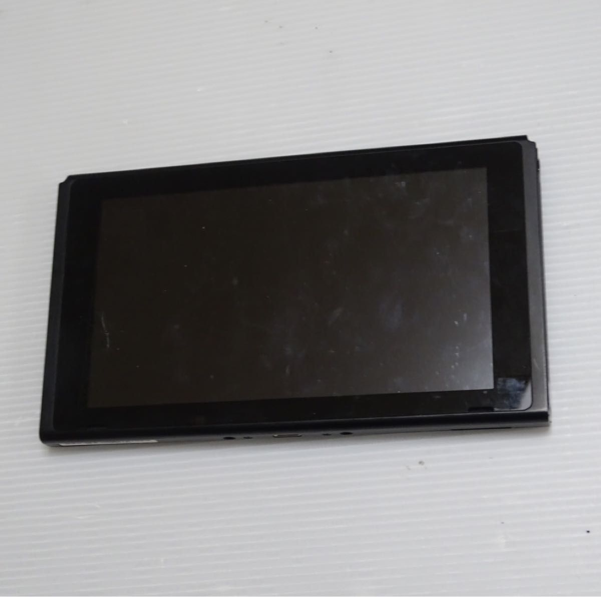 Switch旧型 画面本体のみ 2019年製 旧型 動作確認済 QA5715 Switch旧型 画面本体のみ 2019年製 旧型 動作確認済 QA5715