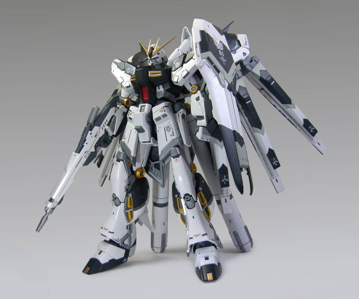 RG 1/144 RX-93-ν2 Hi-νガンダム (νガンダムカラーver)【 塗装 RG 1/144 RX-93-ν2 Hi-νガンダム (νガンダムカラーver)【 塗装