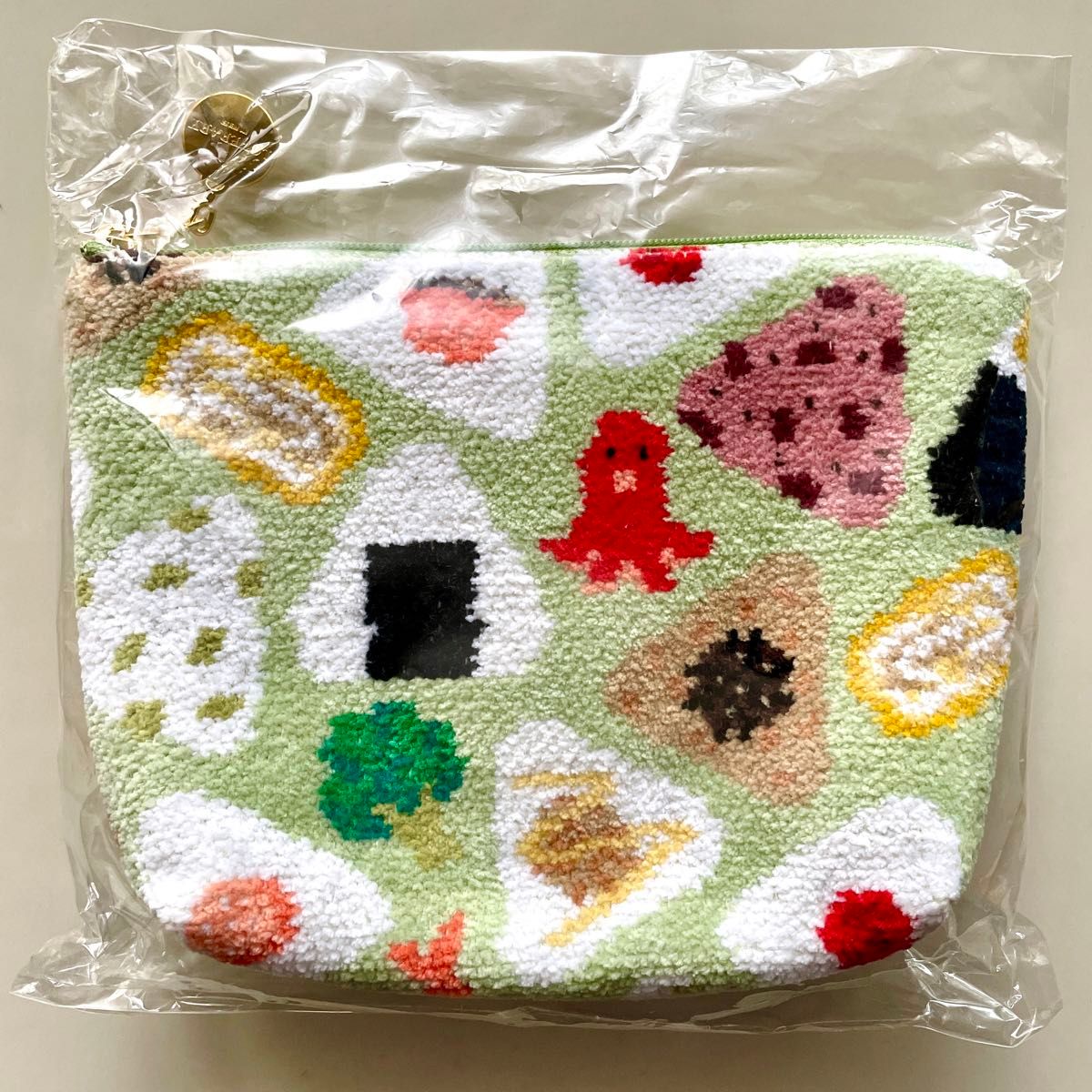 新品・完売 ラブラリーバイフェイラー オムスビコロリン 新品・完売 ラブラリーバイフェイラー オムスビコロリン