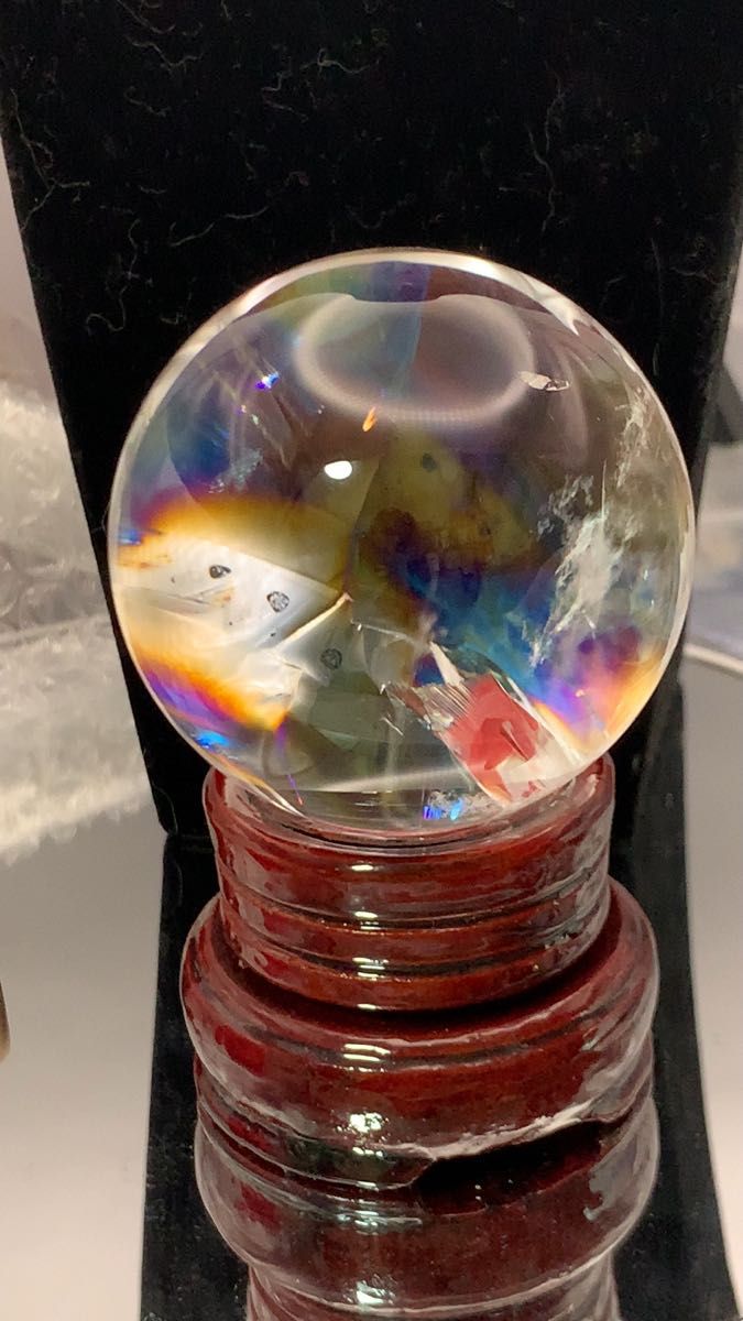 極虹入り水晶球(レインボークォーツクリスタルボール)日本一素晴らしい白水晶丸 61mm