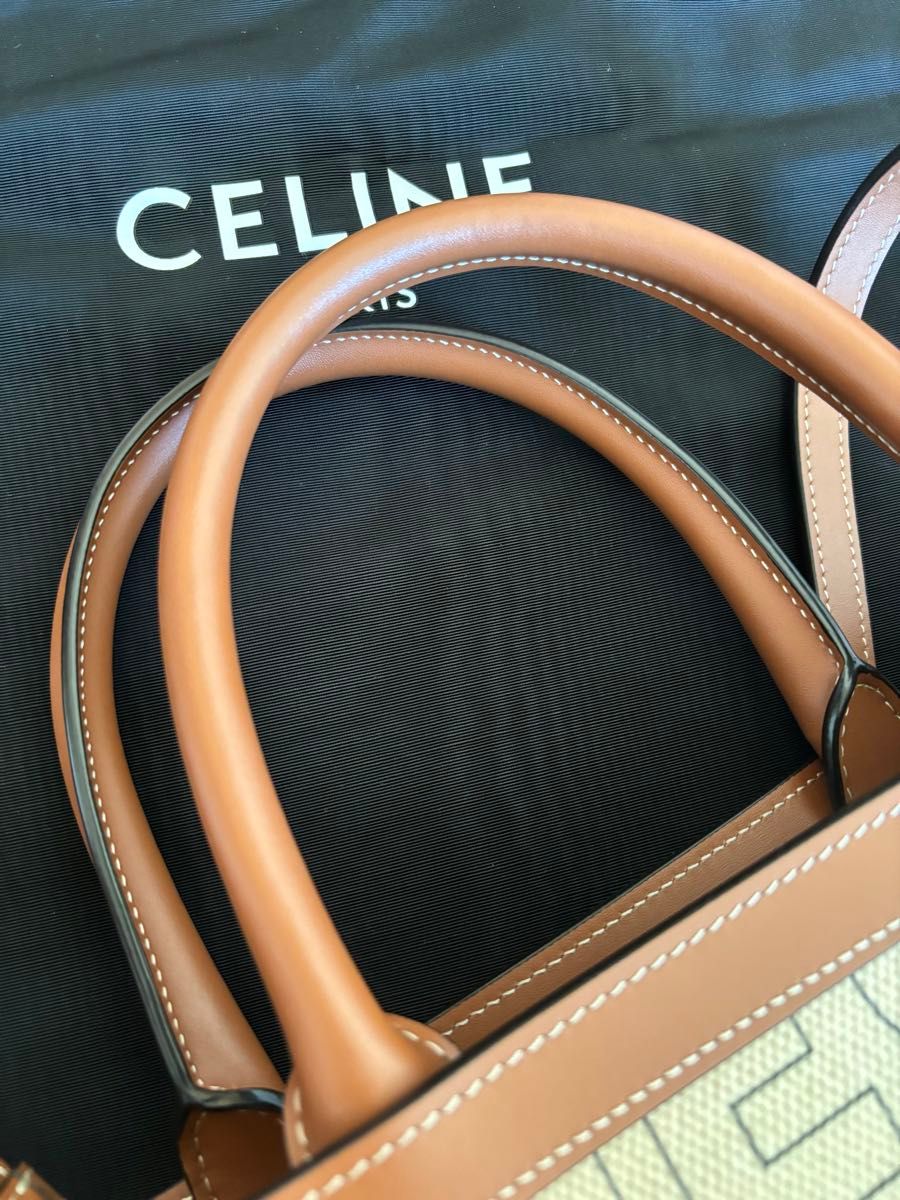 CELINE セリーヌ ロゴ 総柄 バーティカル カバ スモール トート CELINE セリーヌ ロゴ 総柄 バーティカル カバ スモール トート