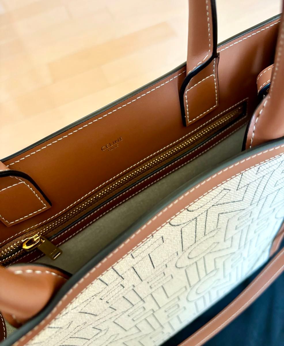 CELINE セリーヌ ロゴ 総柄 バーティカル カバ スモール トート CELINE セリーヌ ロゴ 総柄 バーティカル カバ スモール トート