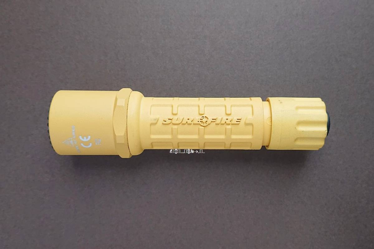 SUREFIRE G2L-YL KX4搭載モデル 検 6p g2 c2 z2 m2 シュア SUREFIRE G2L-YL KX4搭載モデル 検 6p g2 c2 z2 m2 シュア
