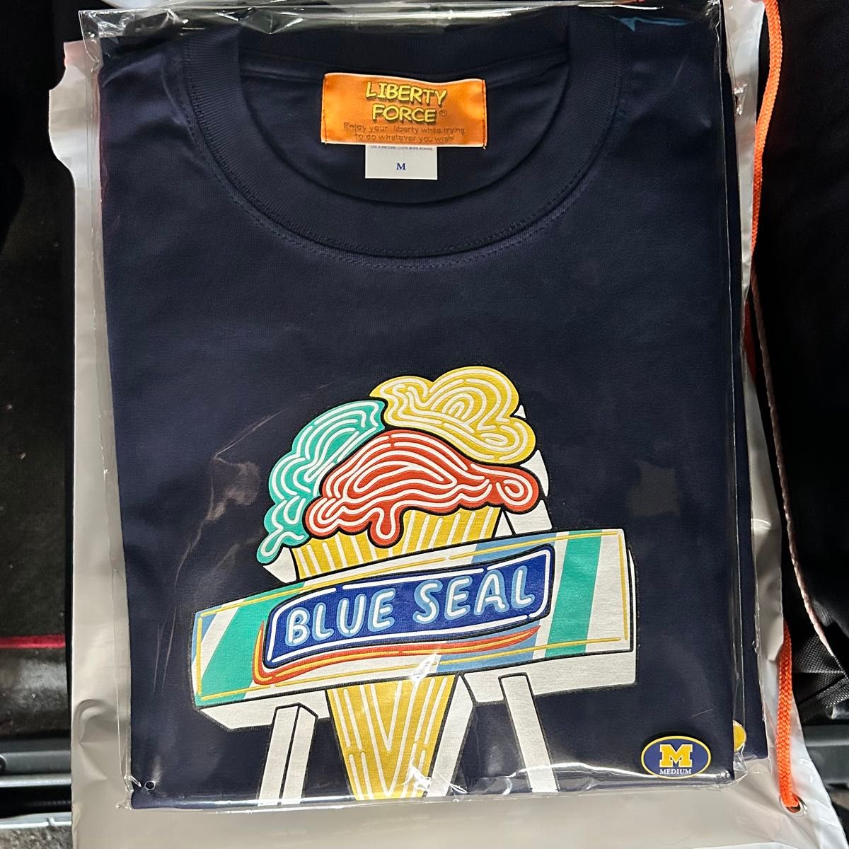 新品未開封】M Tシャツ 沖縄ブルーシール牧港店限定 BLUE SEAL 新品未開封】M Tシャツ 沖縄ブルーシール牧港店限定 BLUE SEAL