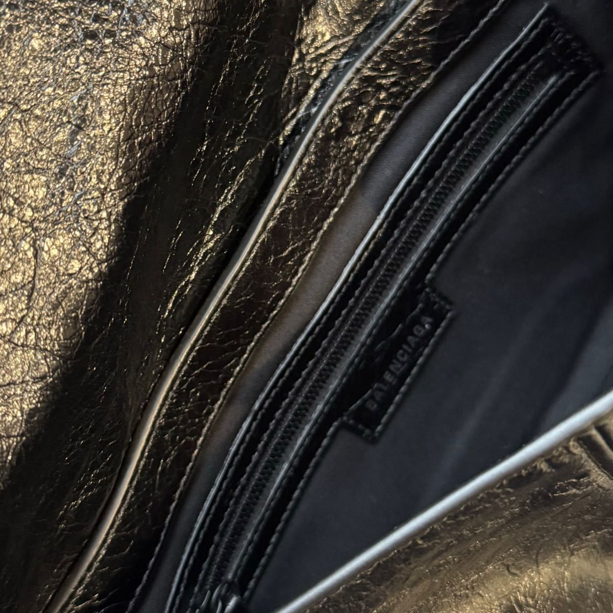 BALENCIAGA LE CAGOLE XS フラップバッグ|Yahoo!フリマ(旧 BALENCIAGA LE CAGOLE XS フラップバッグ|Yahoo!フリマ(旧
