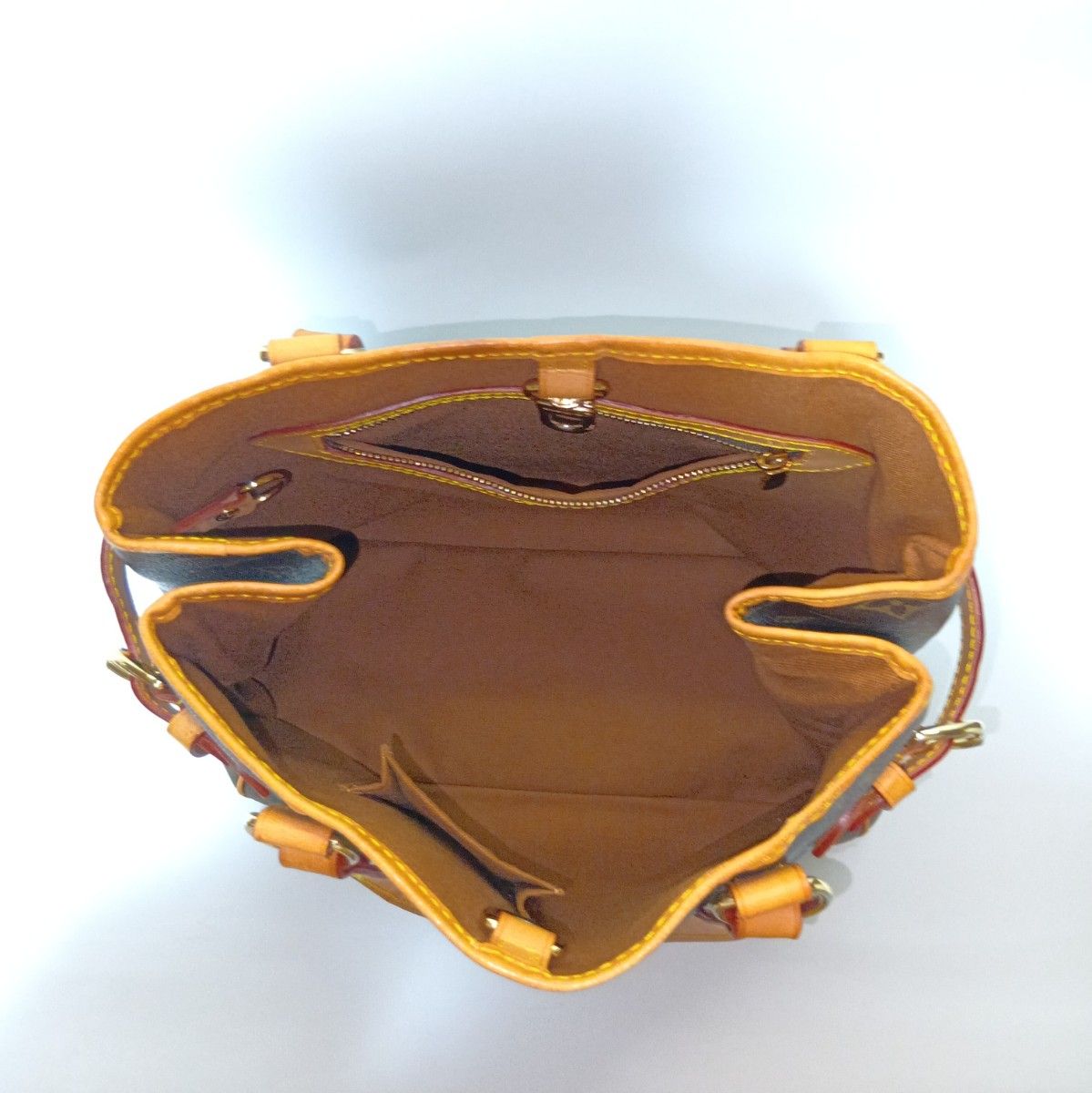 LOUIS VUITTONルイヴィトン 極美品 モノグラム バティニョール LOUIS VUITTONルイヴィトン 極美品 モノグラム バティニョール