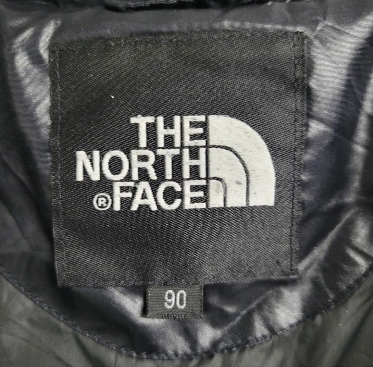 THE NORTH FACE ノースフェイス ダウン L ブラック 刺繍ロゴ THE NORTH FACE ノースフェイス ダウン L ブラック 刺繍ロゴ