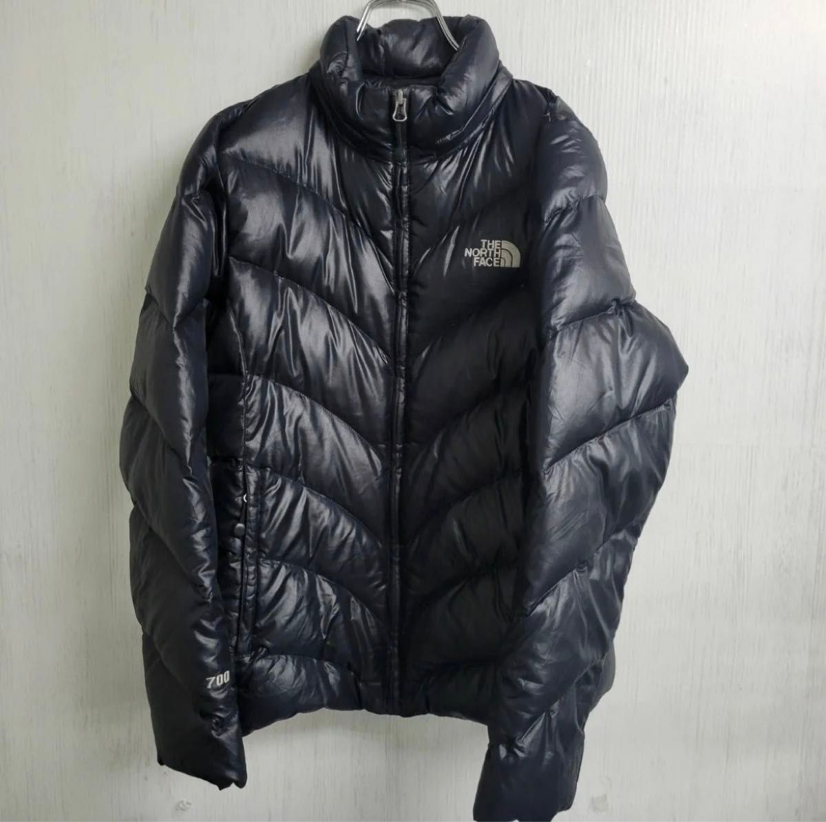 THE NORTH FACE ノースフェイス ダウン L ブラック 刺繍ロゴ THE NORTH FACE ノースフェイス ダウン L ブラック 刺繍ロゴ
